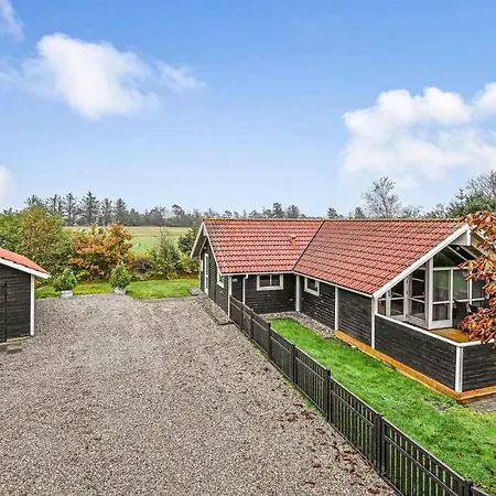 3 Bedroom Amazing In Holiday home *