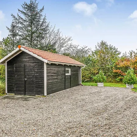 3 Bedroom Amazing In Oksbol (Syddanmark)